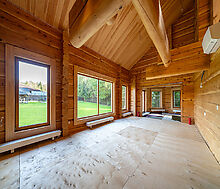 Дом из кедрового лафета в Авроре