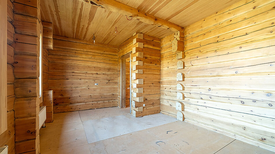 Дом из кедрового лафета в Авроре