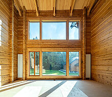 Дом из кедрового лафета в Авроре