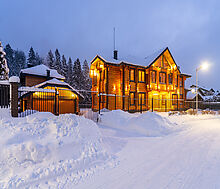 Дом из кедрового лафета в Авроре