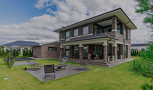 Дом в стиле Райта в Новорижском