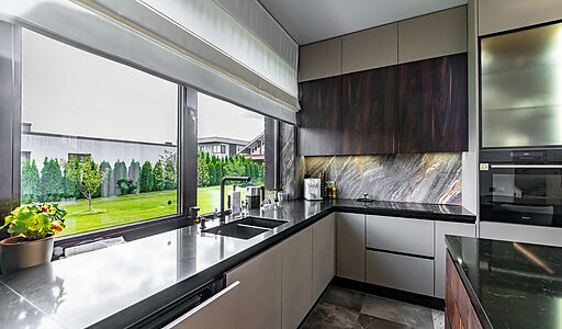 Дом в стиле Райта в Новорижском