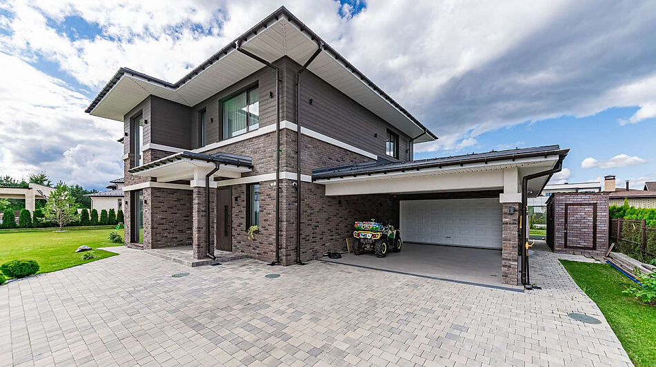 Дом в стиле Райта в Новорижском