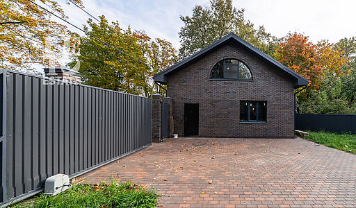 Новый стильный дом в Мытищах