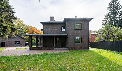 Новый стильный дом в Мытищах