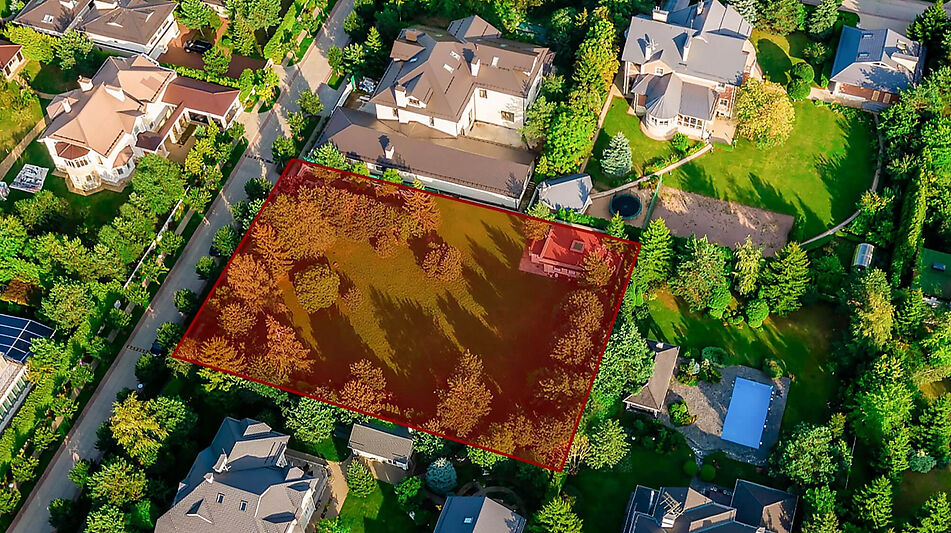 Участок в КП Резиденции Бенилюкс