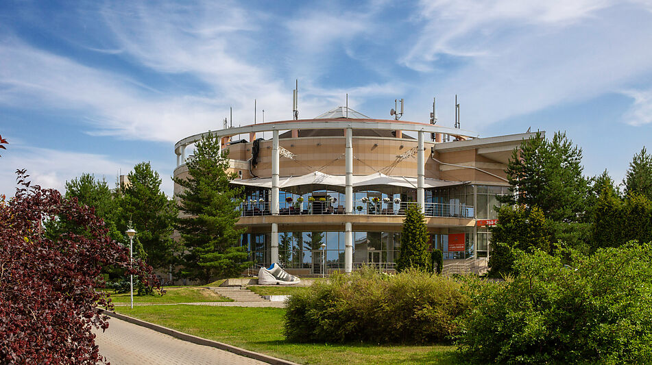 Участок в КП Резиденции Бенилюкс