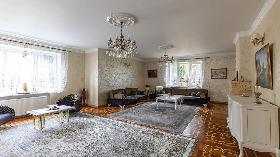 Просторный дом на Рублевке