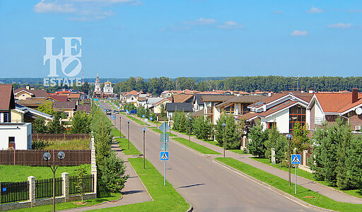 Дом с бассейном в КП Пестово