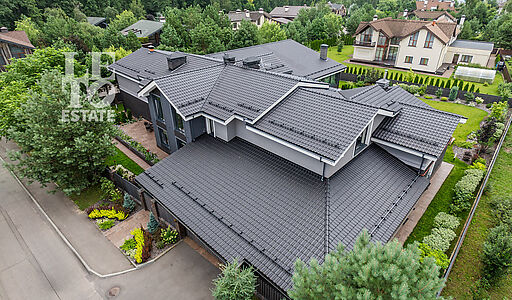 Дом с бассейном в КП Пестово