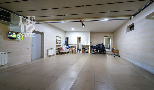 Дом с бассейном в КП Пестово