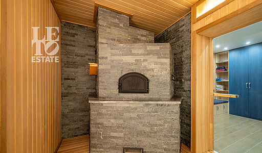 Дом с бассейном в КП Пестово