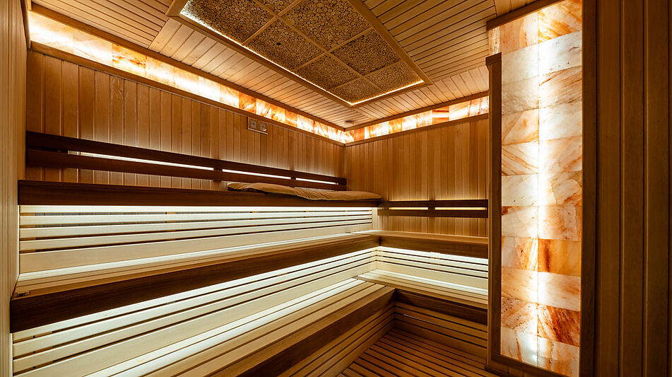 Дом с бассейном в КП Пестово