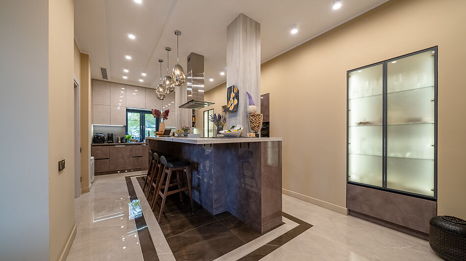 Дом с бассейном в КП Пестово