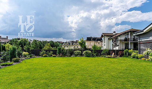 Дом с бассейном в КП Пестово