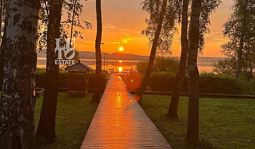 Дом c видом на воду в КП Монаково