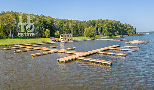 Дом c видом на воду в КП Монаково