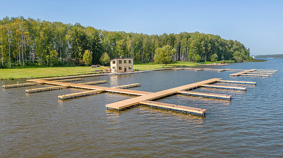 Дом c видом на воду в КП Монаково