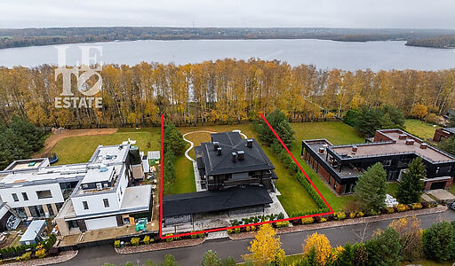 Дом c видом на воду в КП Монаково