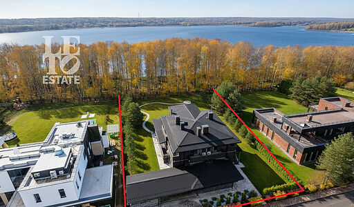 Дом c видом на воду в КП Монаково