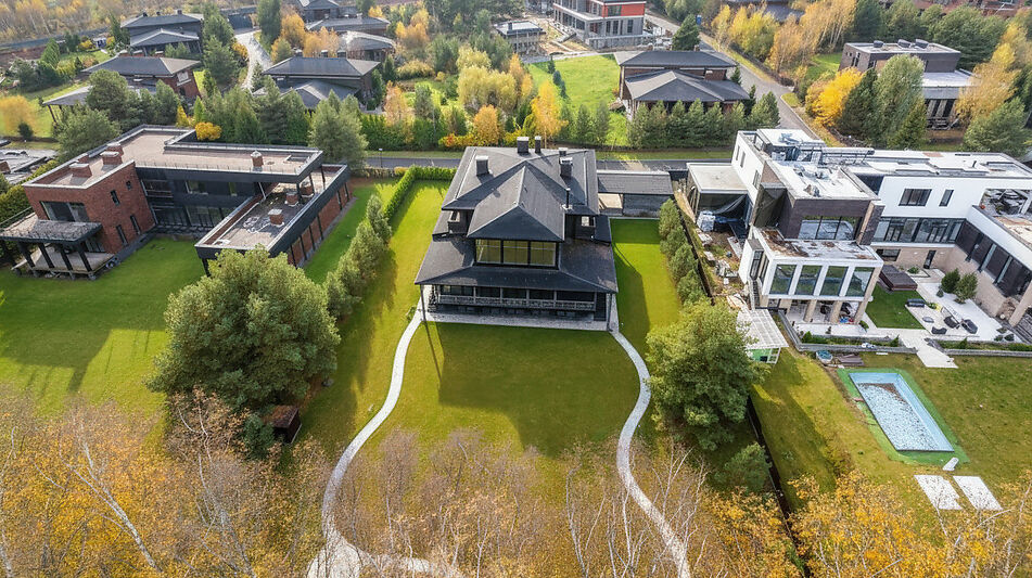 Дом c видом на воду в КП Монаково