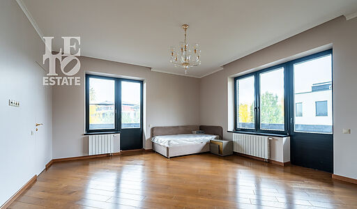 Дом c видом на воду в КП Монаково