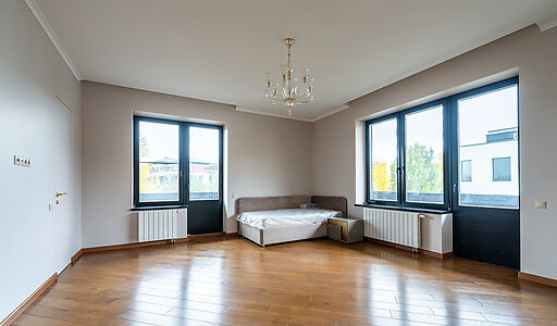 Дом c видом на воду в КП Монаково