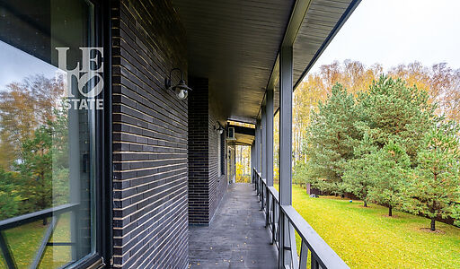 Дом c видом на воду в КП Монаково