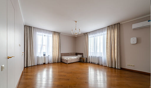 Дом c видом на воду в КП Монаково