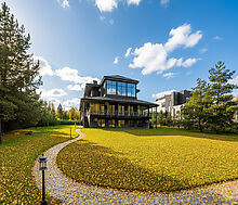 Дом c видом на воду в КП Монаково