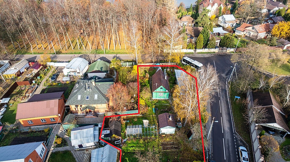 Участок на первой линии Троицкое