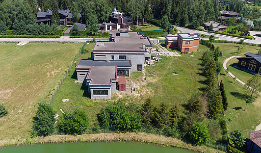 Участок у воды Гольф Яхт Пестово