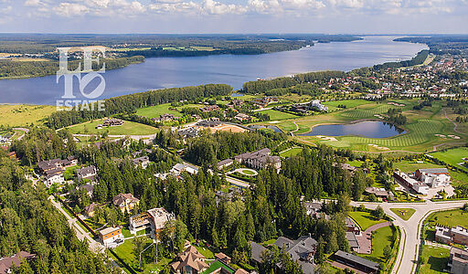 Участок у воды Гольф Яхт Пестово