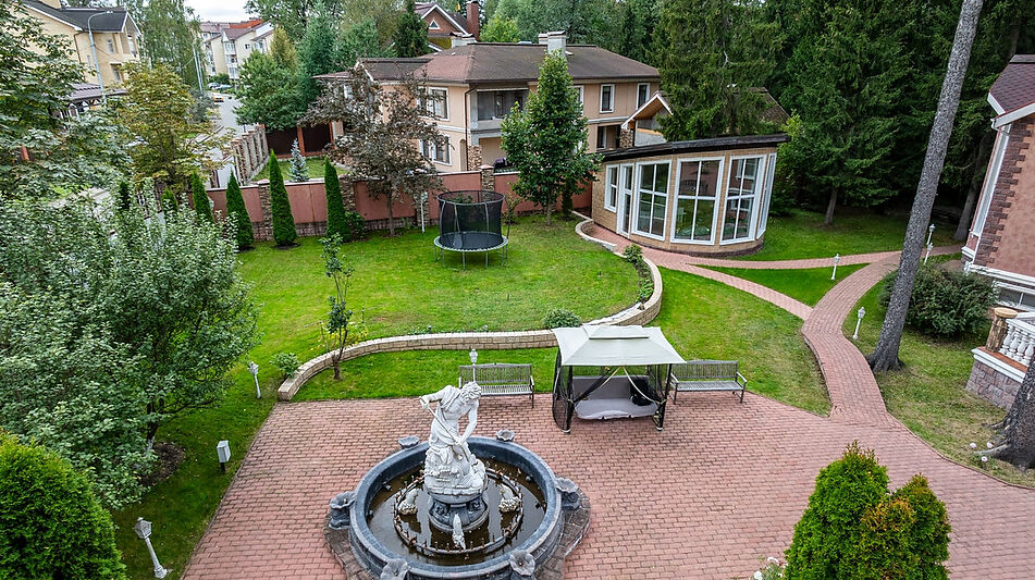 Уникальная усадьба в Дубраве