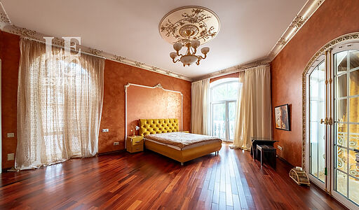 Уникальная усадьба в Дубраве