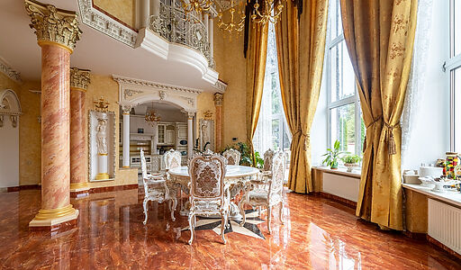 Уникальная усадьба в Дубраве