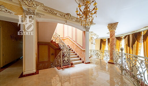 Уникальная усадьба в Дубраве