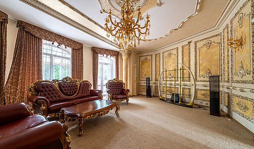 Уникальная усадьба в Дубраве