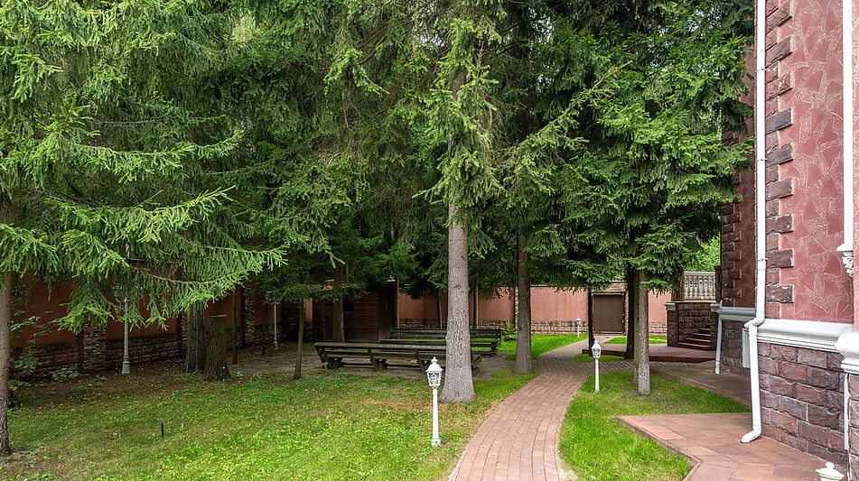 Уникальная усадьба в Дубраве