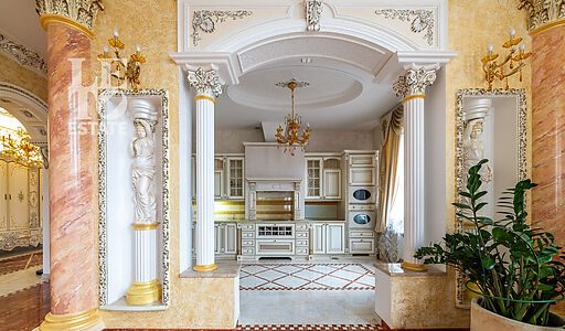 Уникальная усадьба в Дубраве