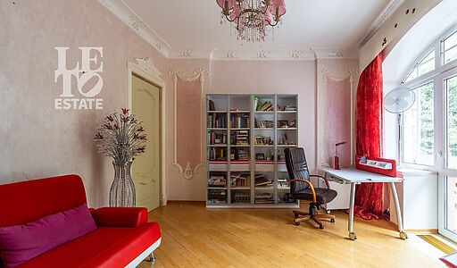 Уникальная усадьба в Дубраве