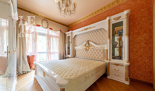 Уникальная усадьба в Дубраве