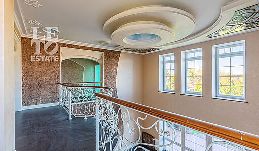 Дом под ключ с бассейном Адмирал