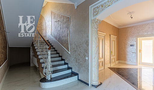 Дом под ключ с бассейном Адмирал