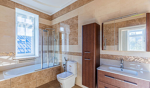 Дом под ключ с бассейном Адмирал