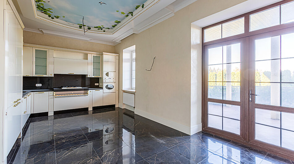 Дом под ключ с бассейном Адмирал