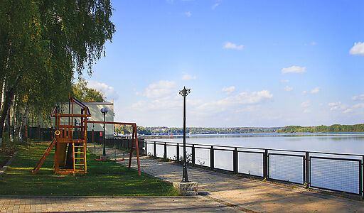 Дом под ключ с бассейном Адмирал