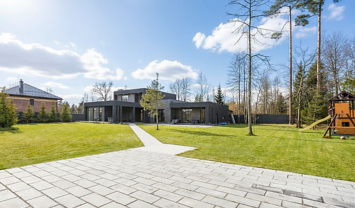 Готовый дом в Зеленой Роще-1