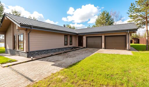 Дом первая линия Калязин