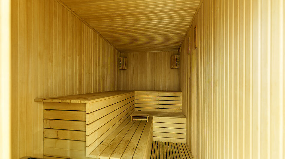 Дом с бассейном в Новогорске